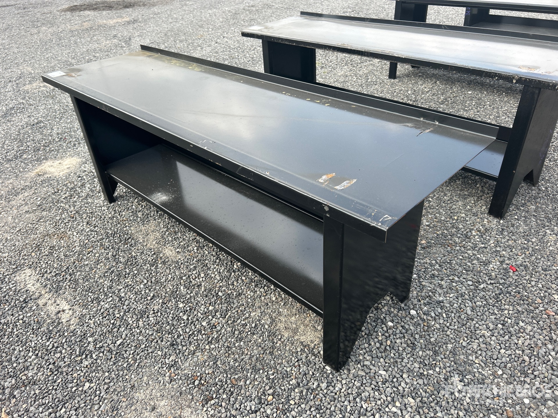 General Appearance with Image, coin avant gauche