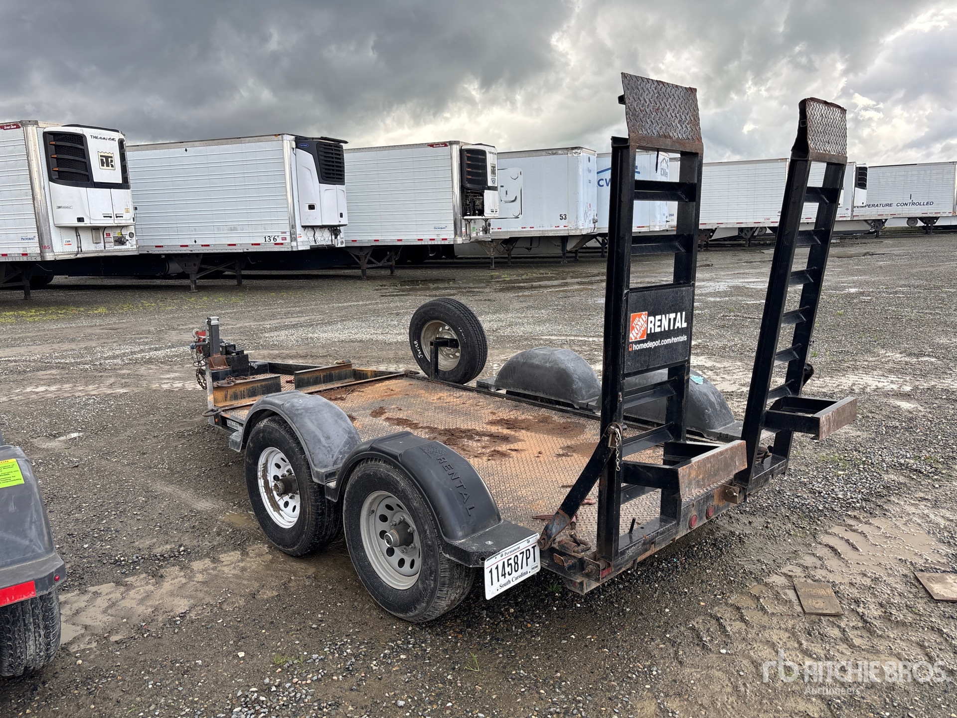 General Appearance with Picture, Left Rear Corner