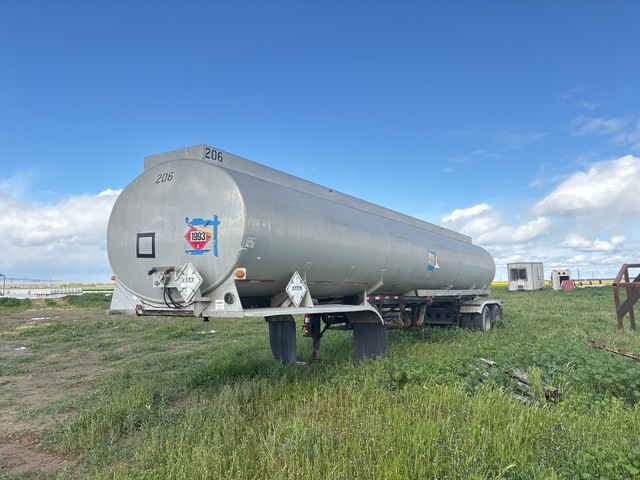 1980 Fruehauf TAG-F2-ESF T/A Tanker Trailer