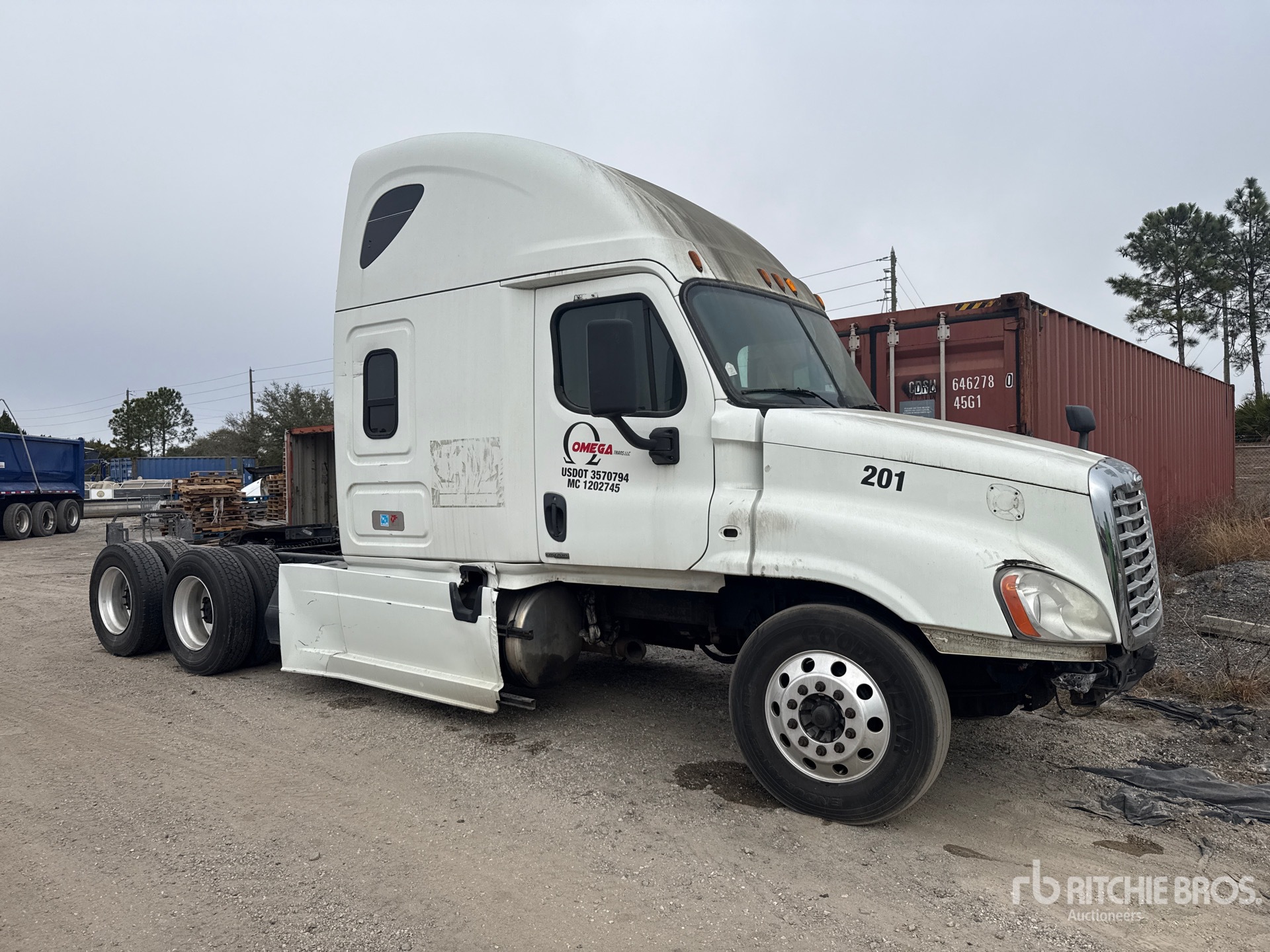 General Appearance with Picture, Right Front Corner