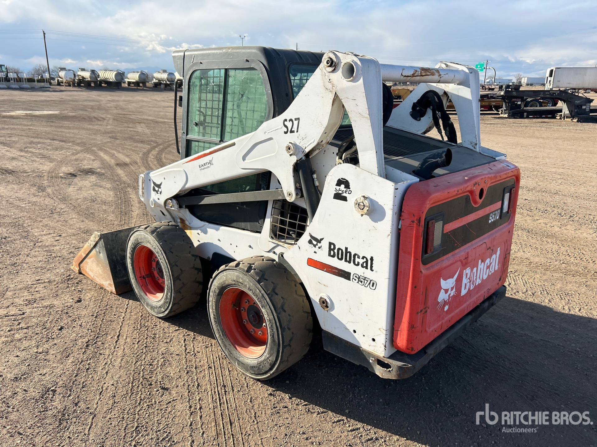 General Appearance with Picture, Left Rear Corner