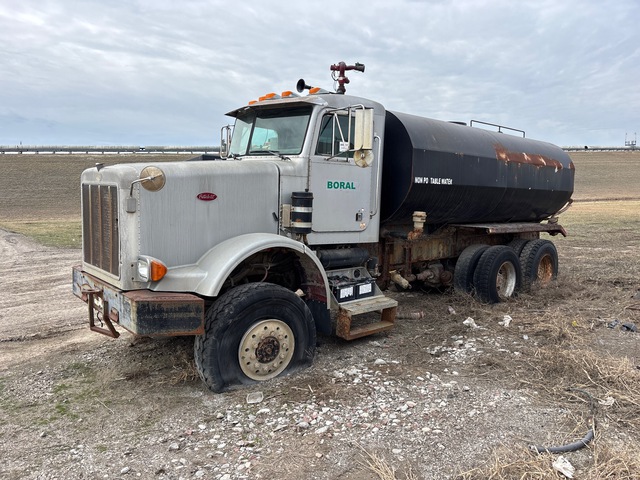1998 Peterbilt 357 6x6 Water Truck (Inoperable)