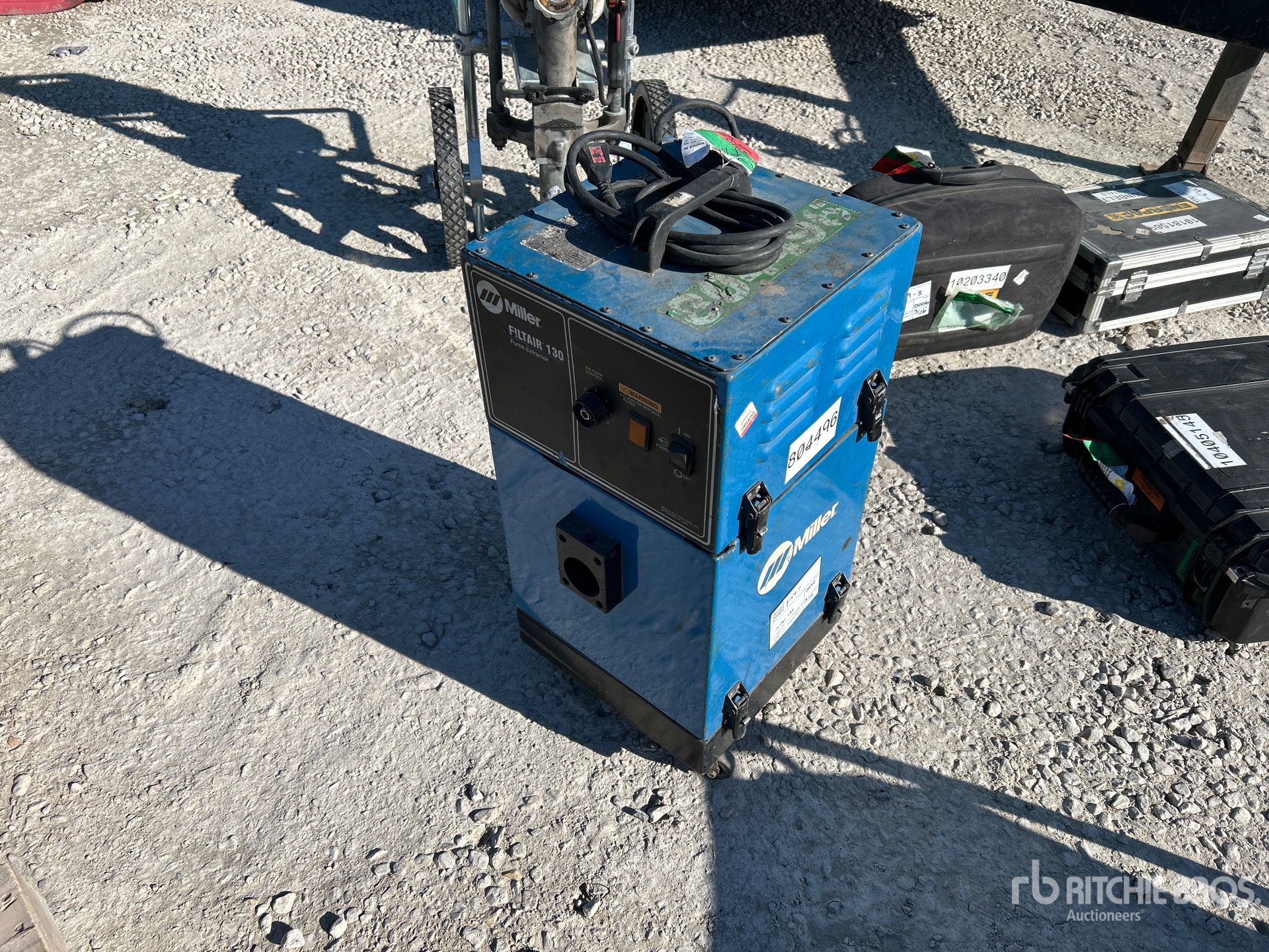 Aspect général with Image, coin avant droit