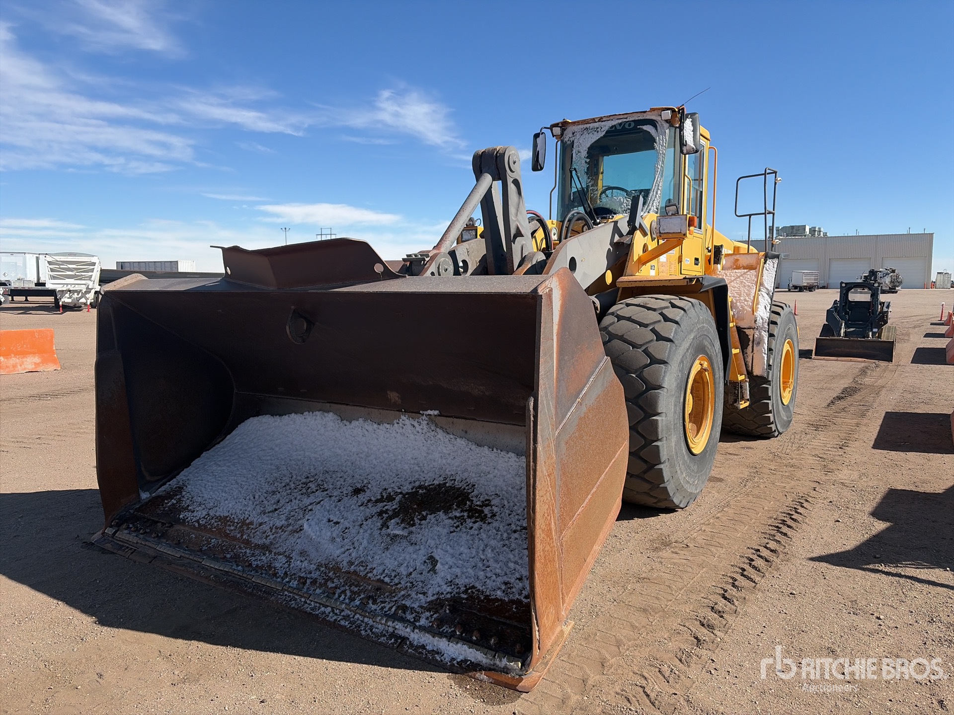 Aspect général with Image, coin avant gauche