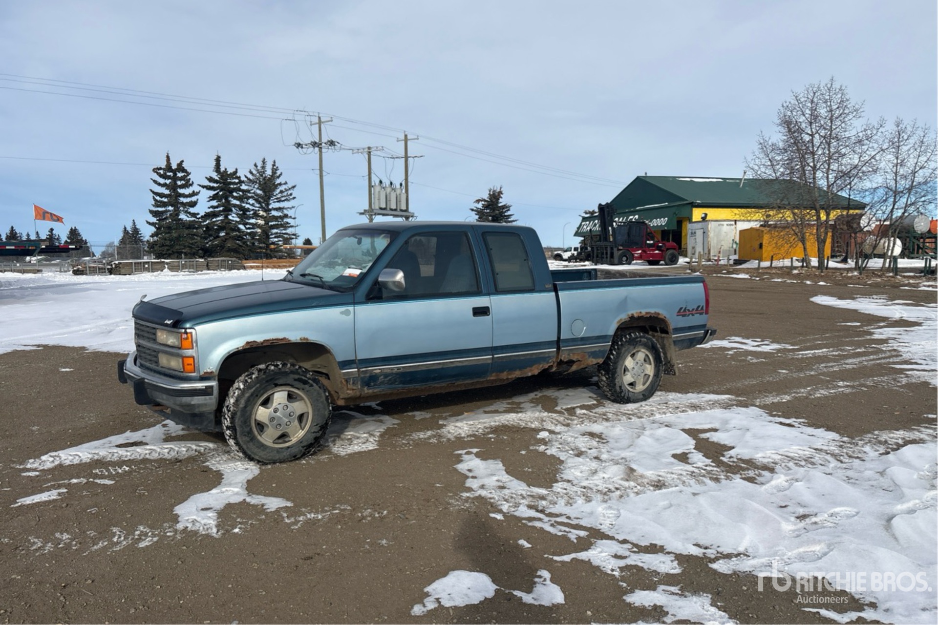 General Appearance with Picture, Left Front Corner