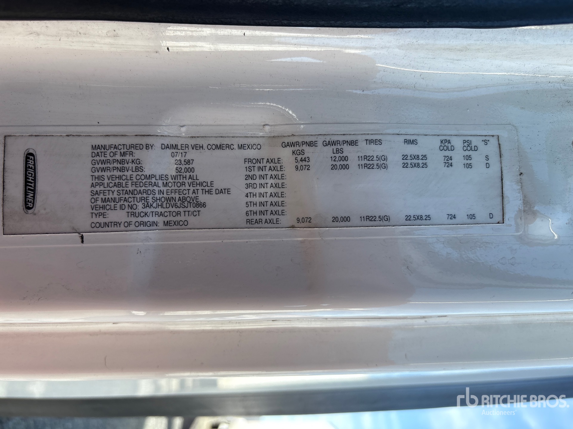 General Appearance with Numéro de série/Numéro d'identification du véhicule automobile