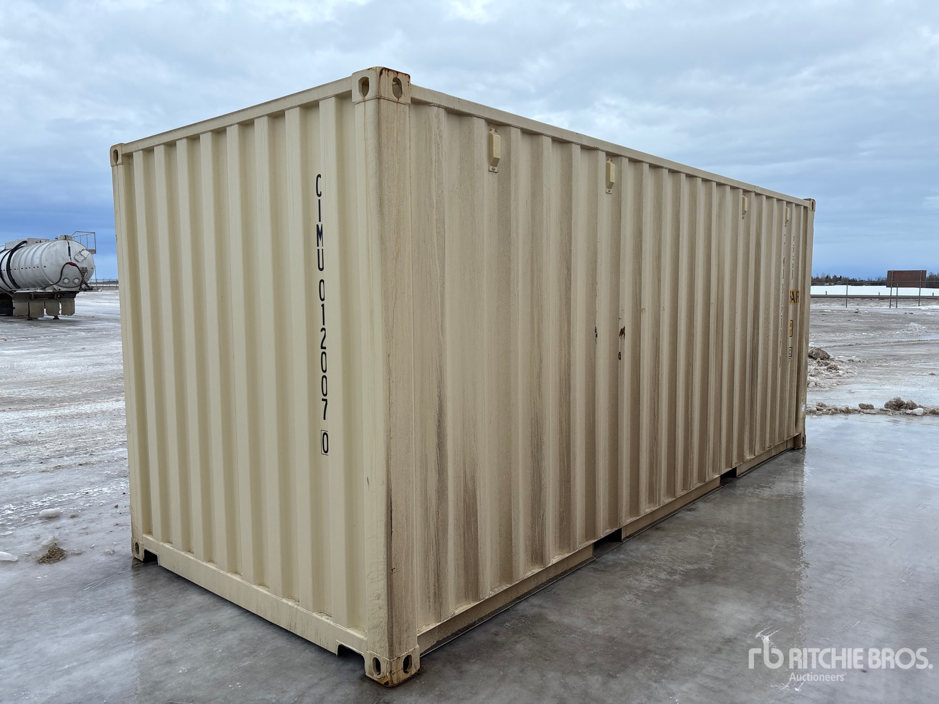 General Appearance with Picture, Right Rear Corner