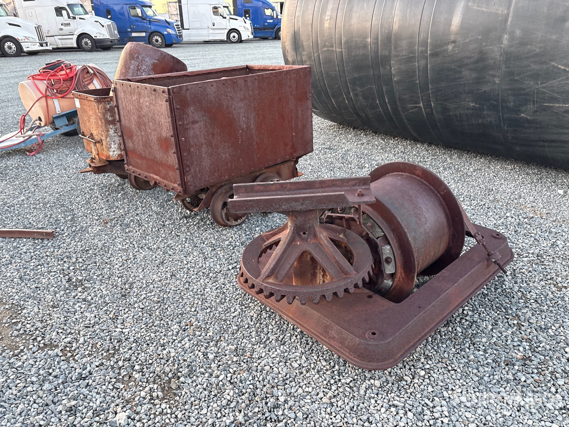 General Appearance with Picture, Left Rear Corner