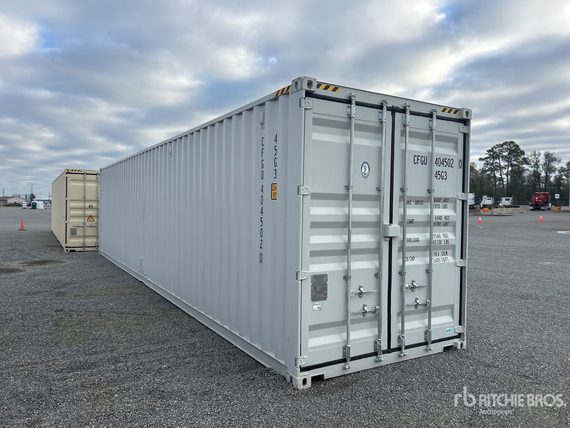 General Appearance with Picture, Right Front Corner