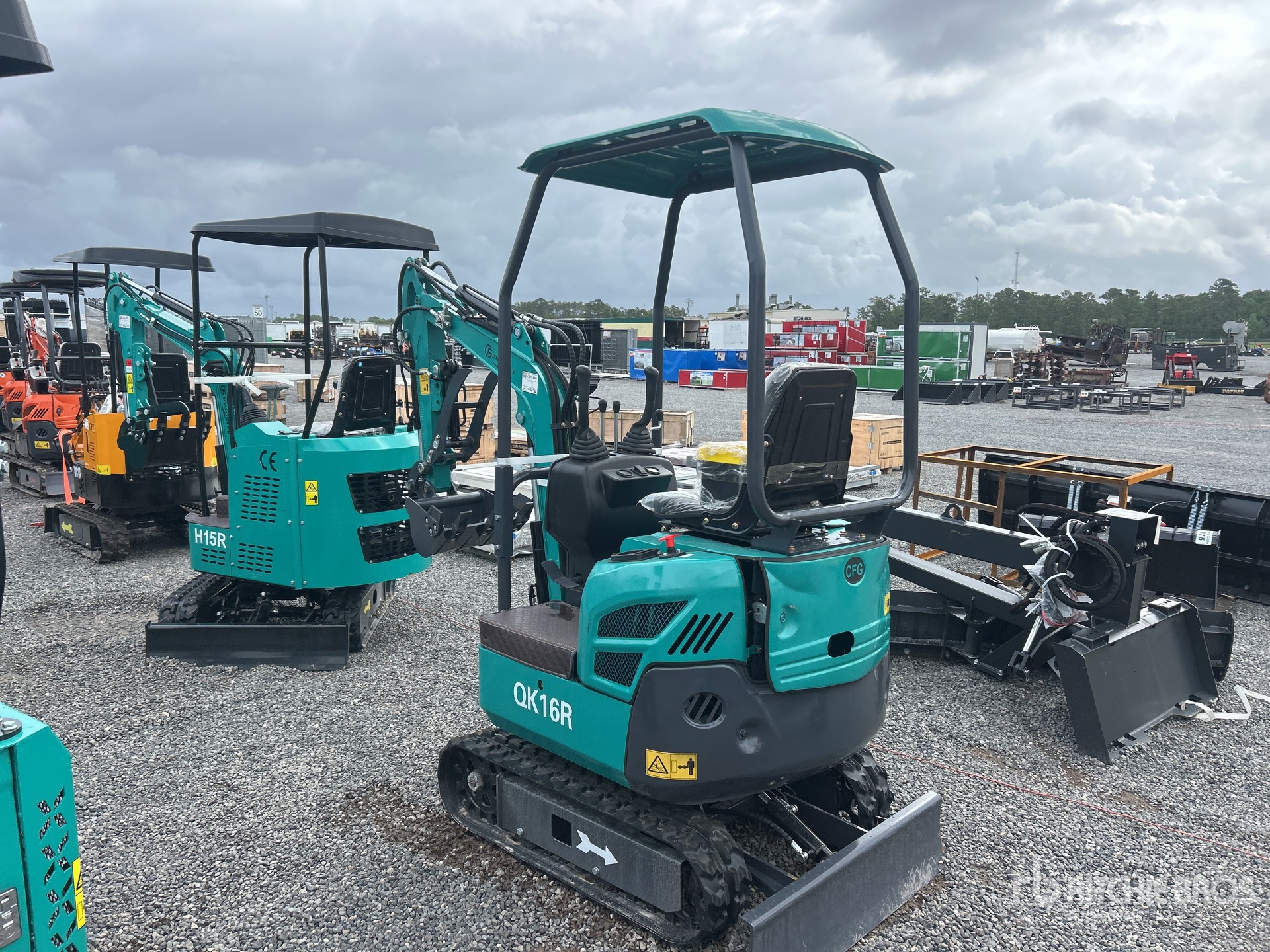 General Appearance with Picture, Left Rear Corner