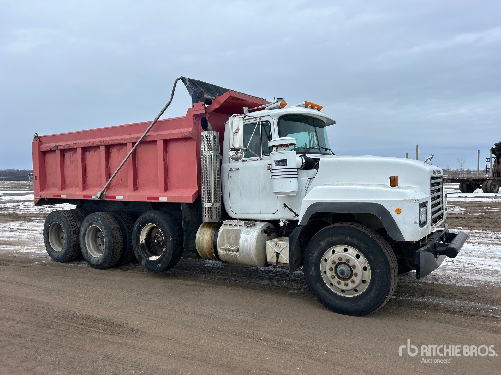 General Appearance with Imagen: esquina delantera derecha