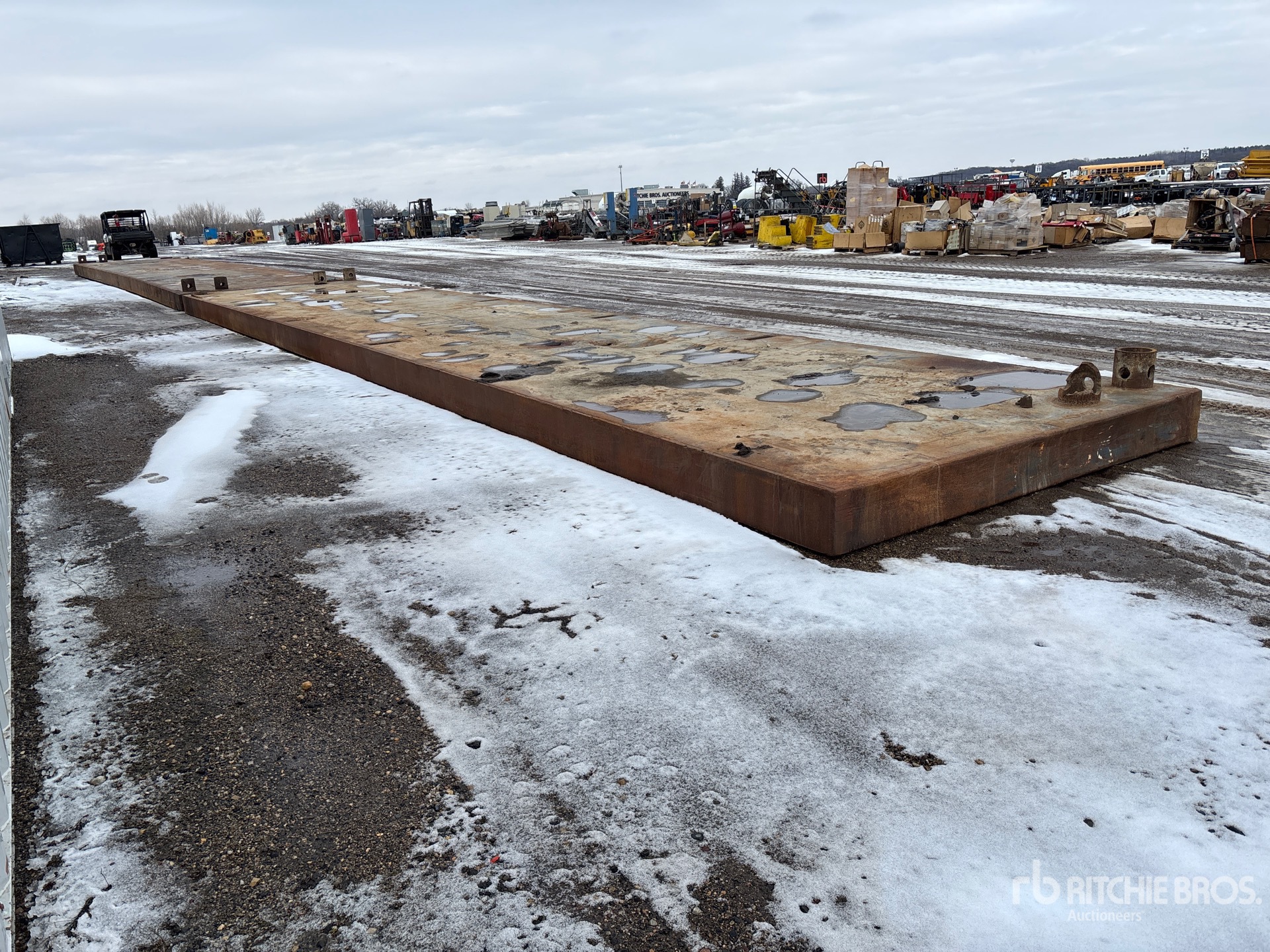 General Appearance with Bild, Ecke hinten rechts