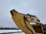 Hydraulics with Stick Cylinder