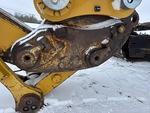 Chassis with Pins and Bushings Stick to Coupler