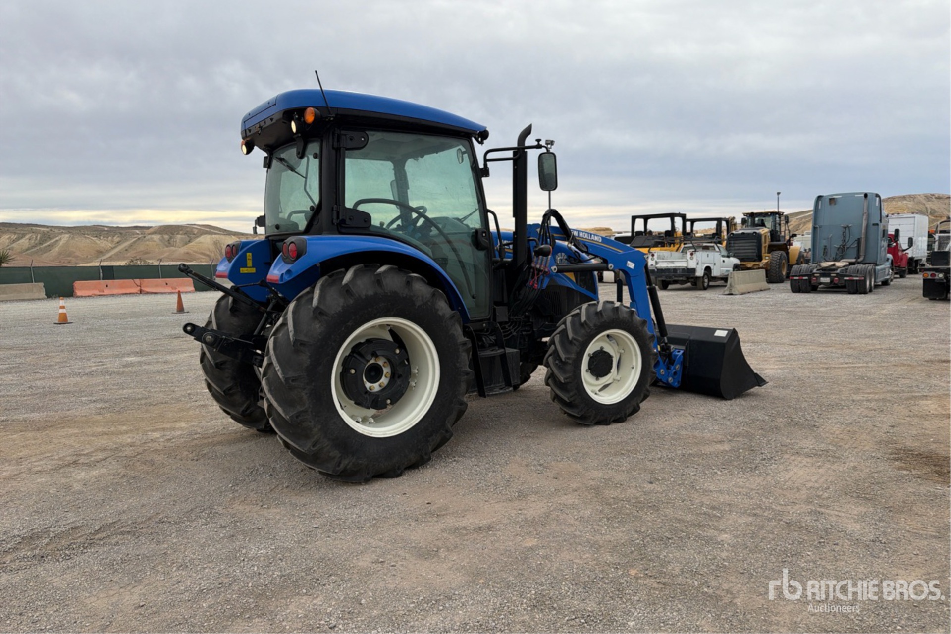 General Appearance with Bild, Ecke hinten rechts