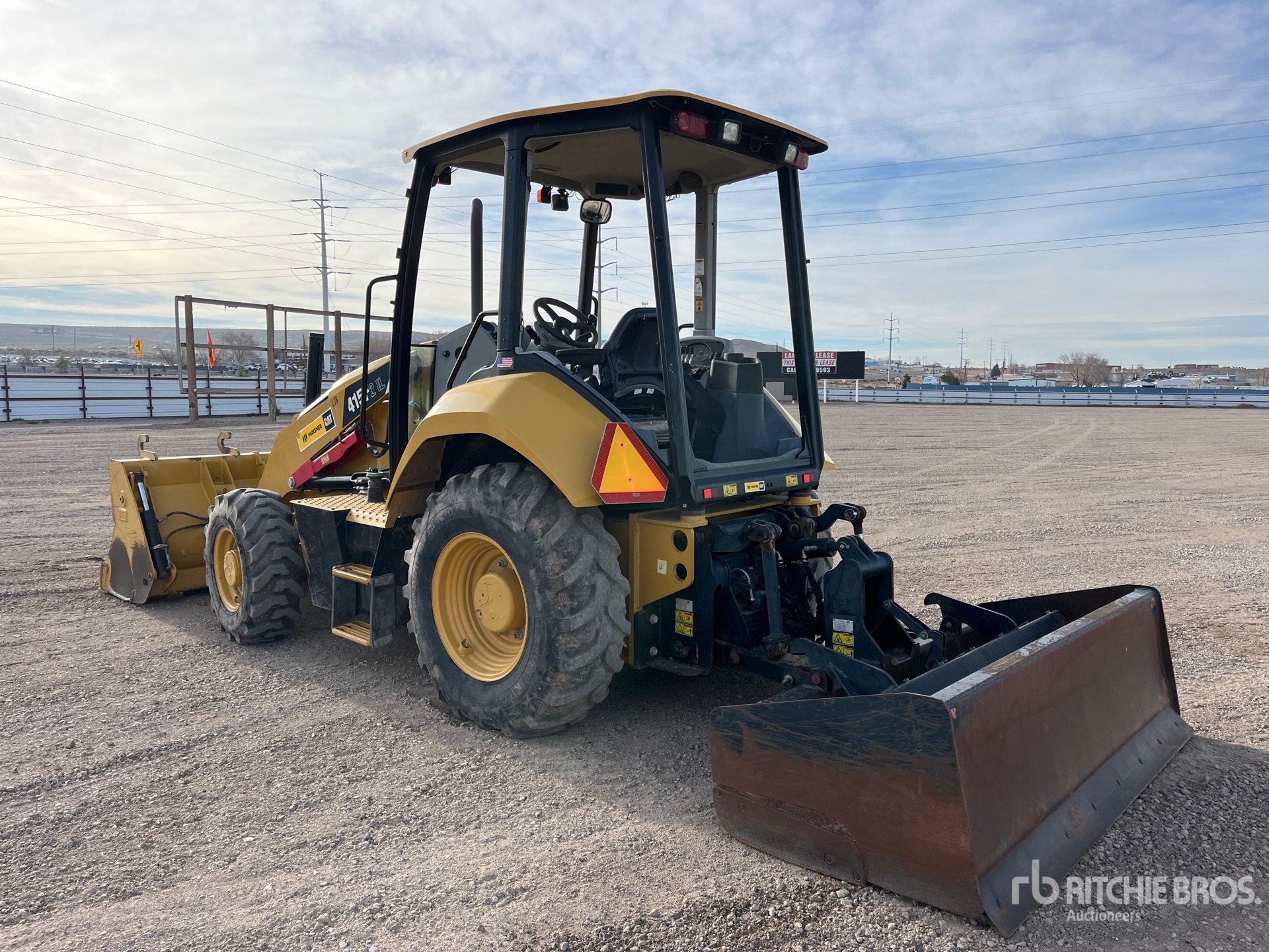 General Appearance with Imagen: esquina trasera izquierda