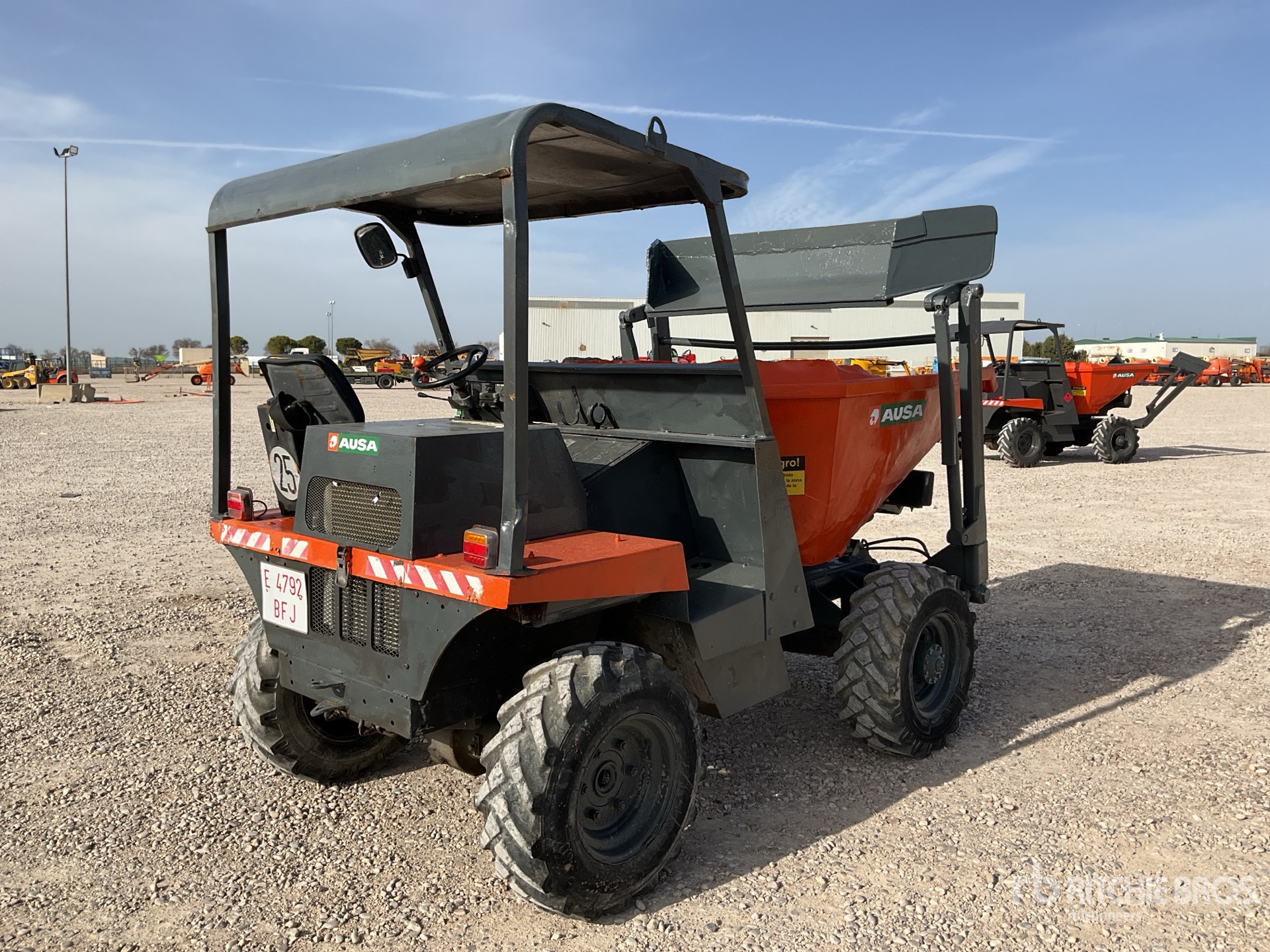 General Appearance with Imagen: esquina trasera derecha