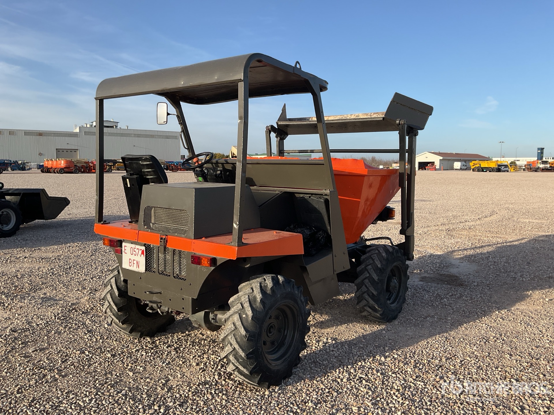 General Appearance with Picture, Right Rear Corner