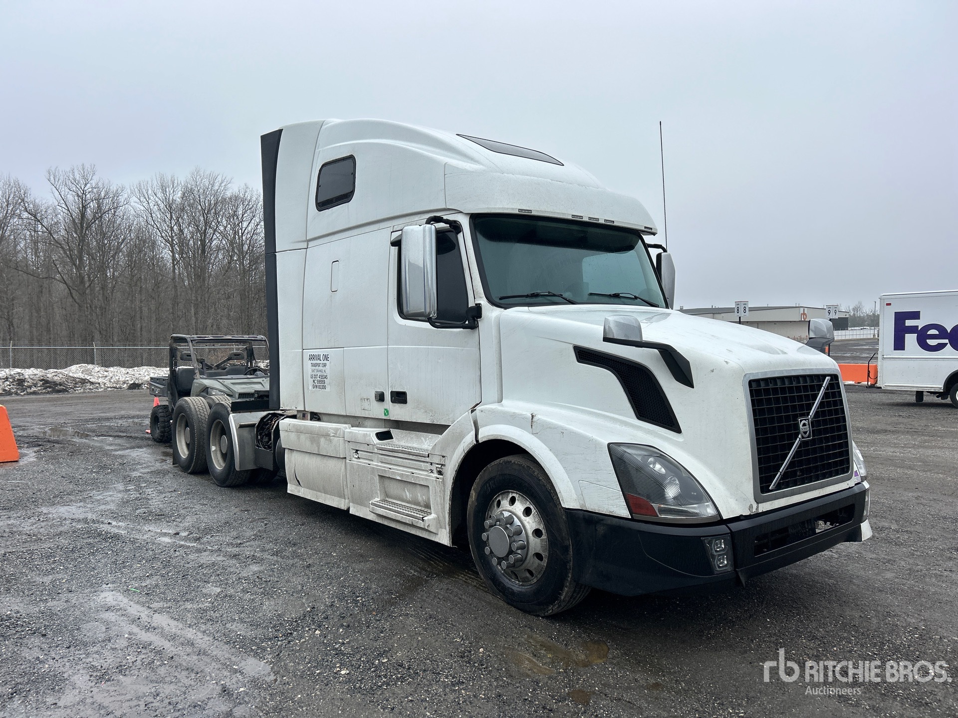 Aspect général with Image, coin avant droit