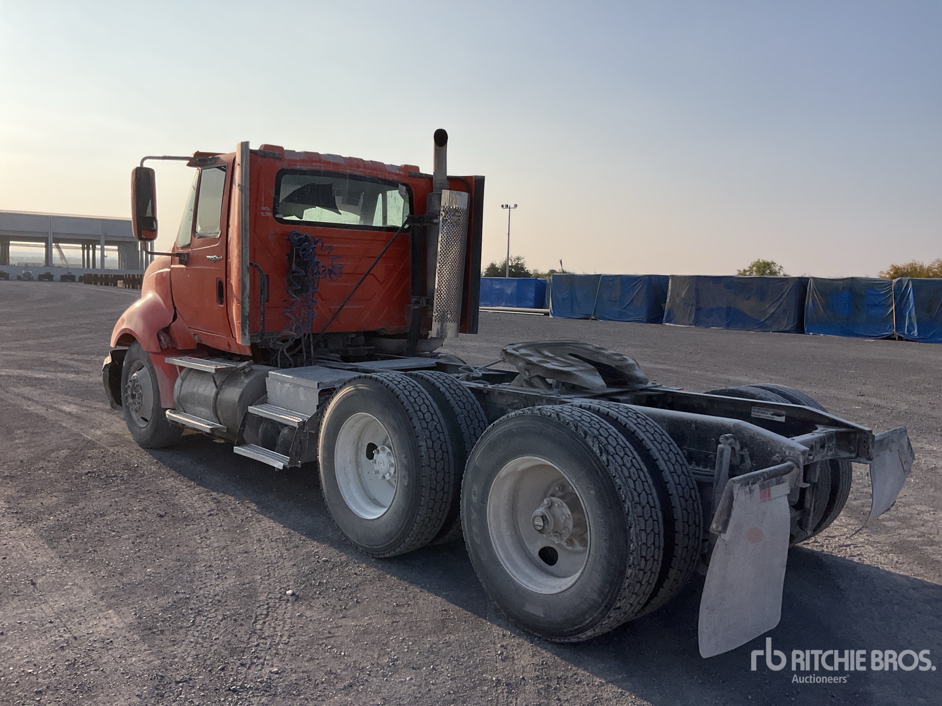 General Appearance with Bild, Ecke hinten links