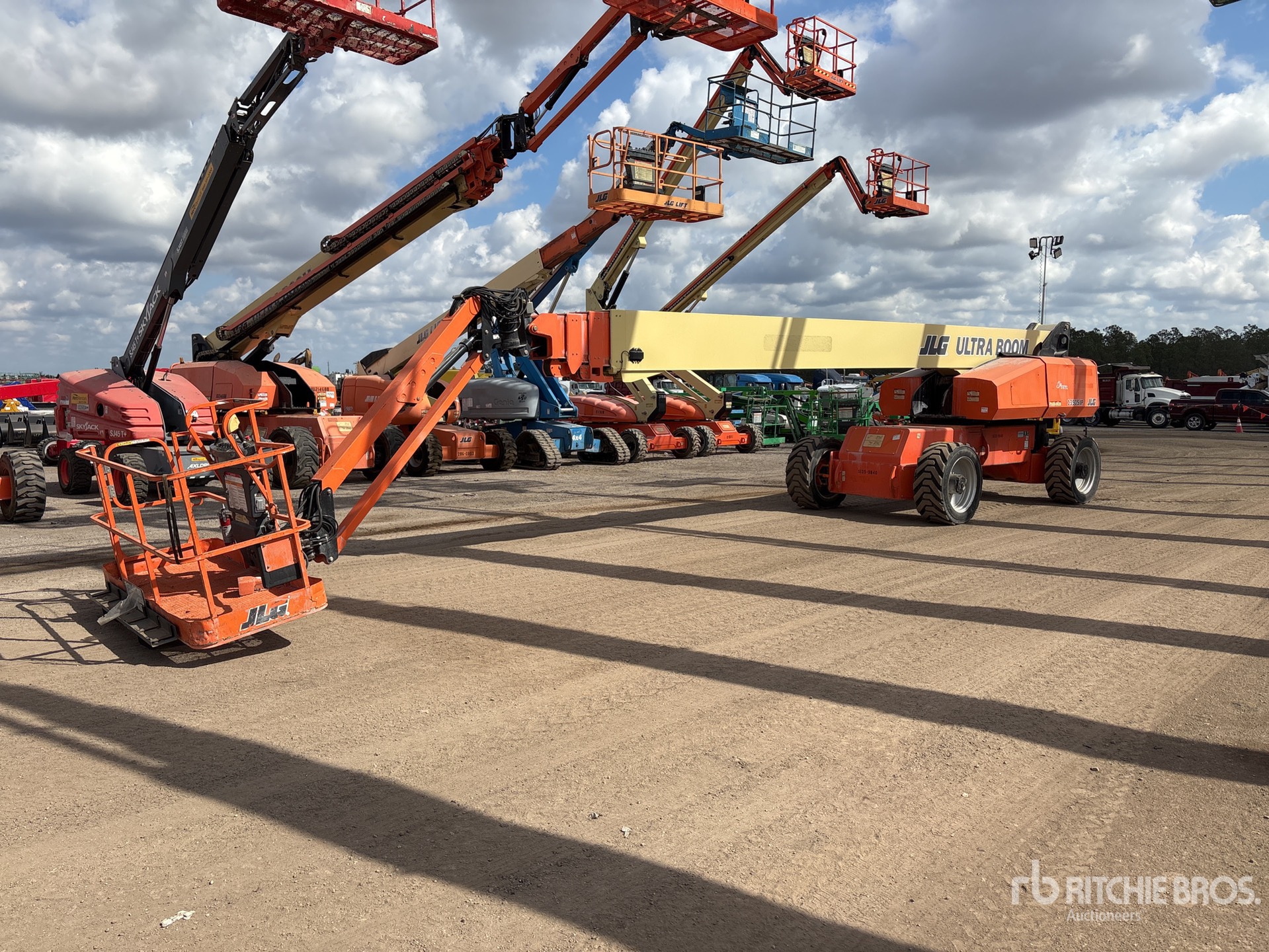 General Appearance with Featured Photo