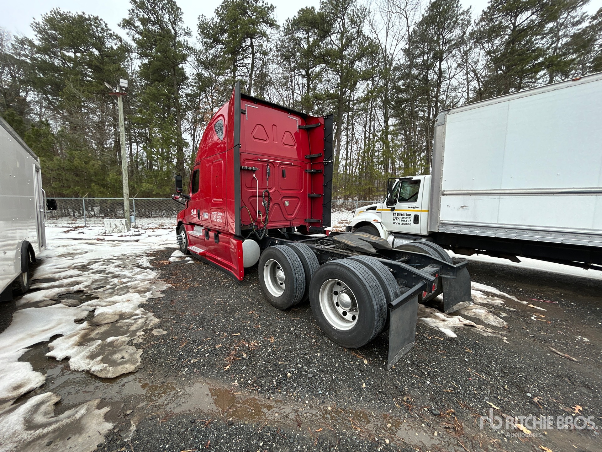 General Appearance with Picture, Left Rear Corner