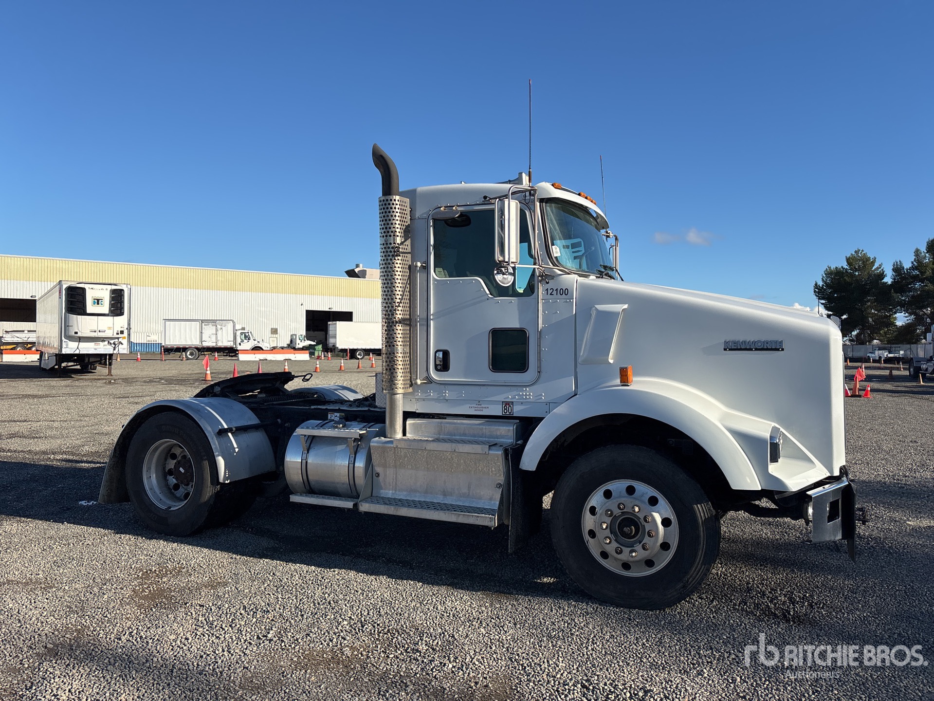 General Appearance with Image, coin avant droit