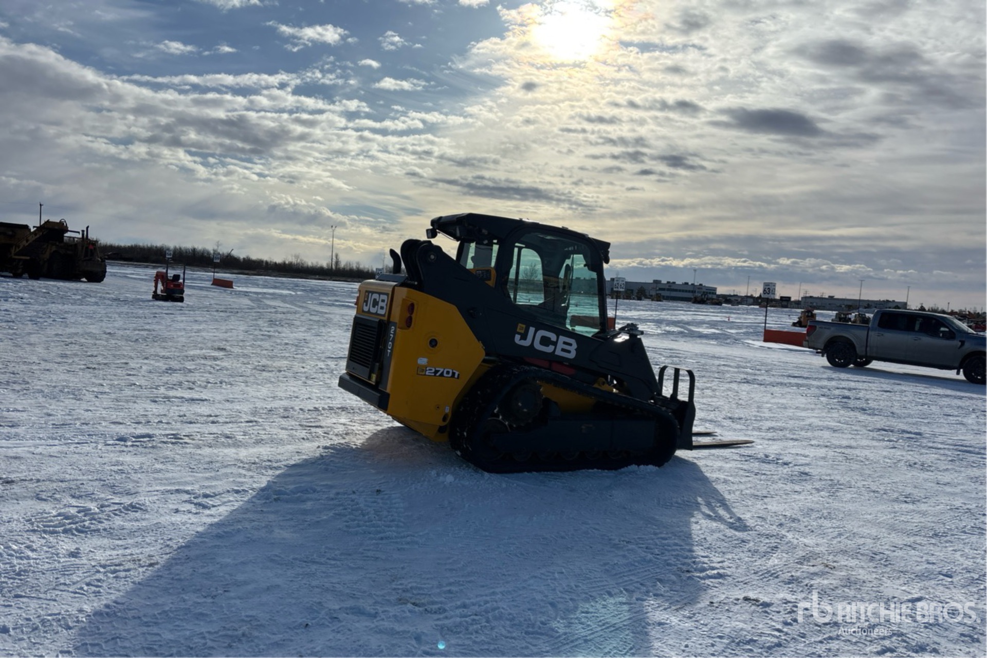 General Appearance with Bild, Ecke hinten rechts