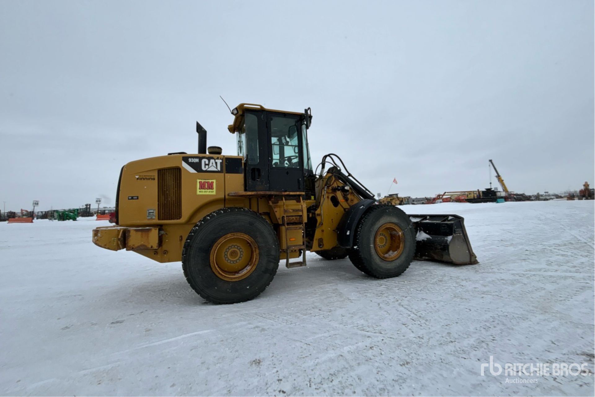 Aspect général with Image, coin arrière droit