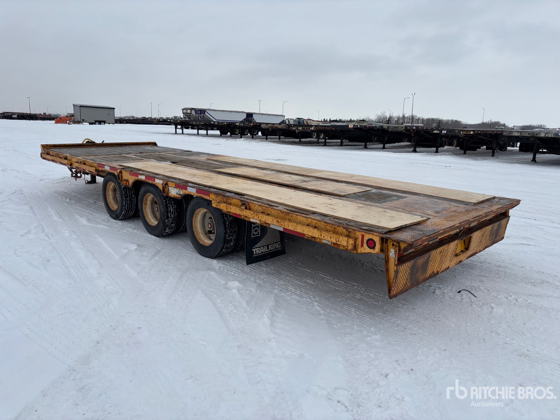 Aspect général with Image, coin arrière gauche