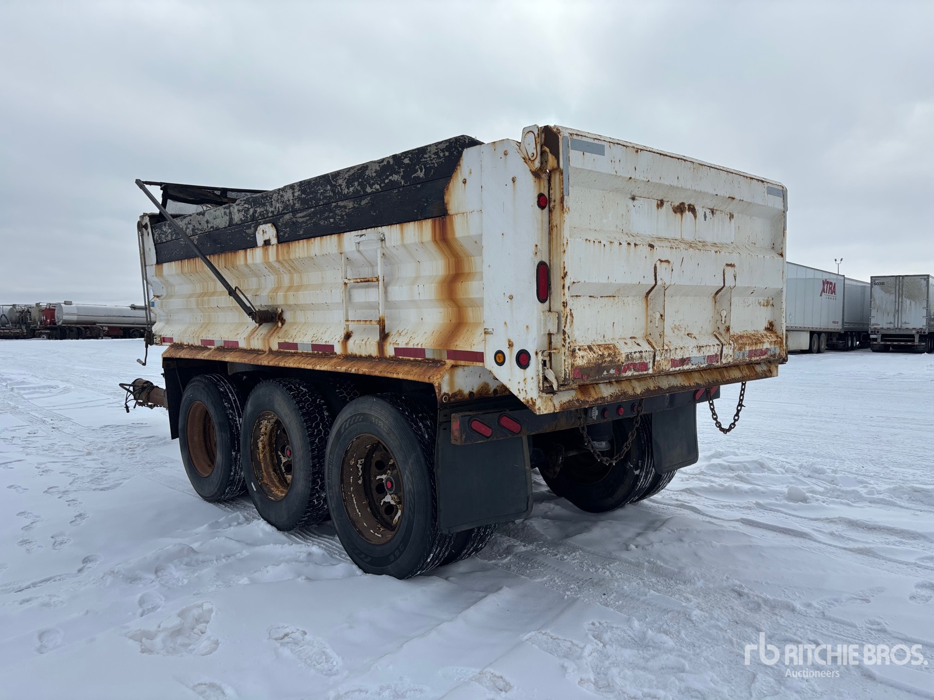 General Appearance with Bild, Ecke hinten links