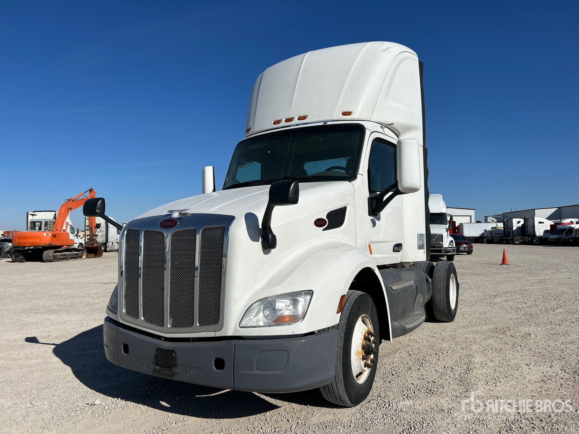 Aspect général with Image, coin avant gauche