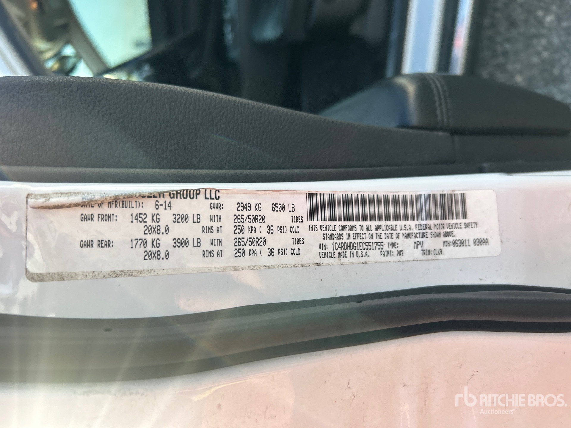 General Appearance with Numero seriale/numero d’identificazione del veicolo (VIN)