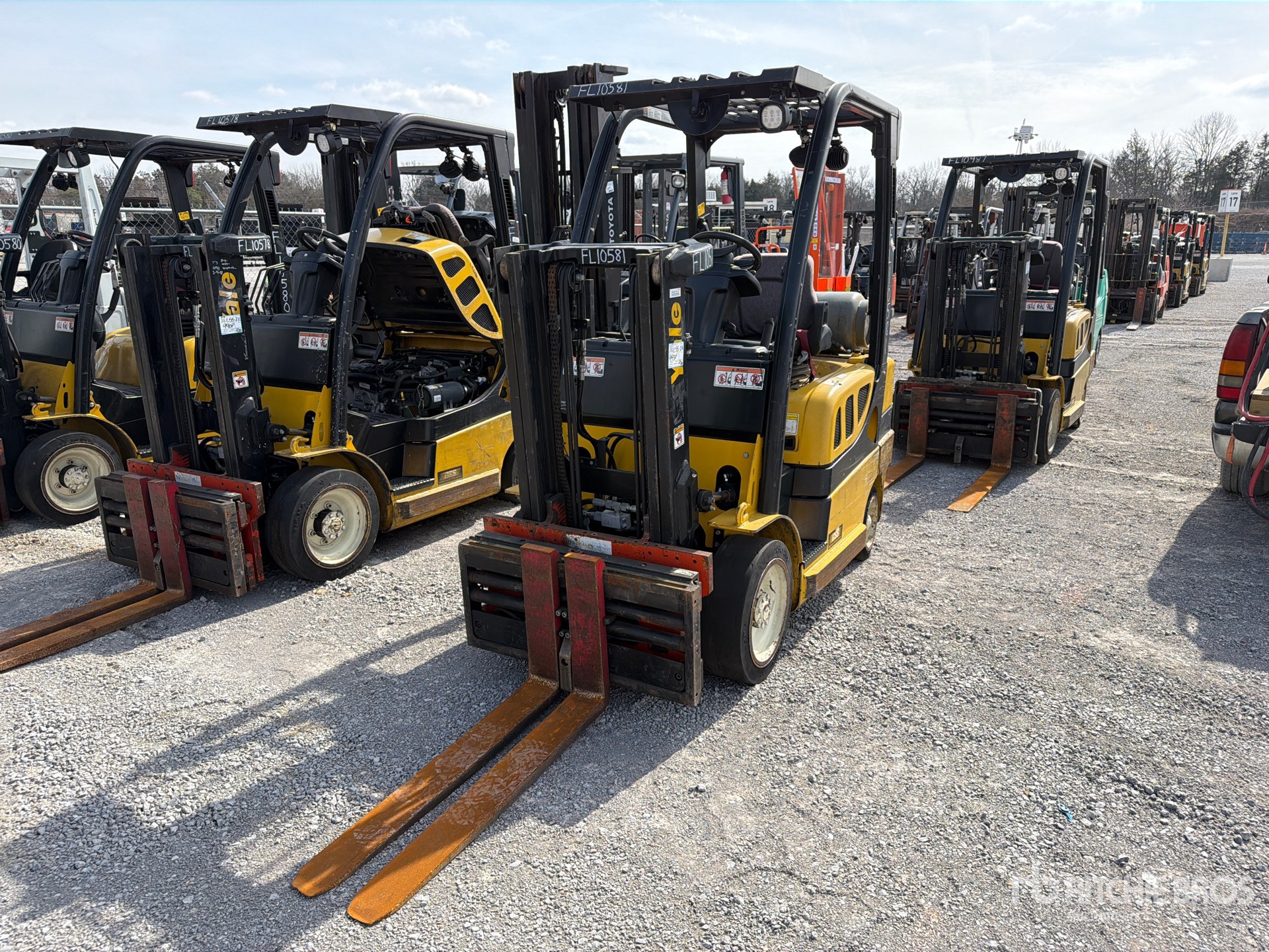 General Appearance with Imagen: esquina delantera izquierda