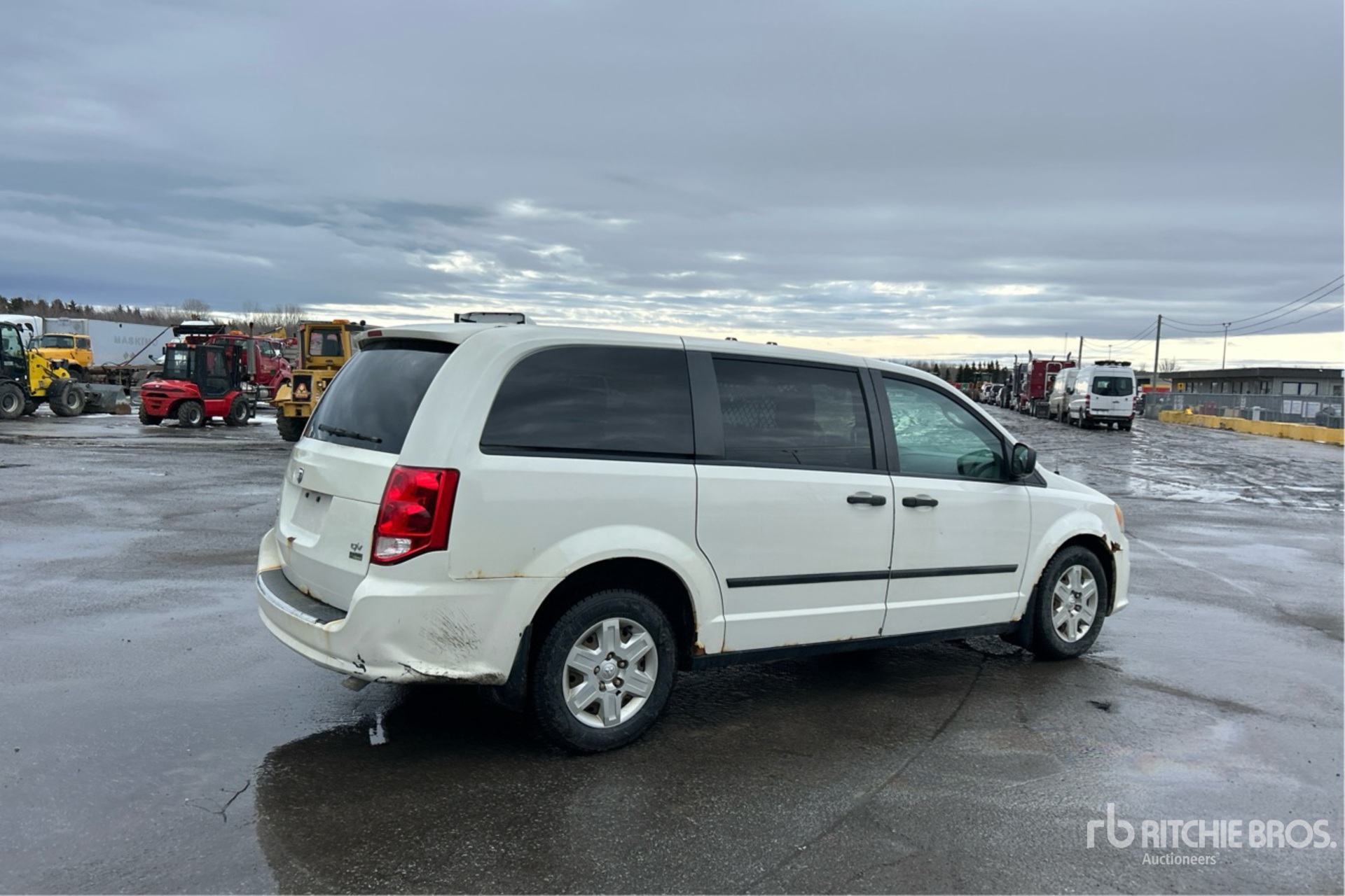 General Appearance with Picture, Right Rear Corner