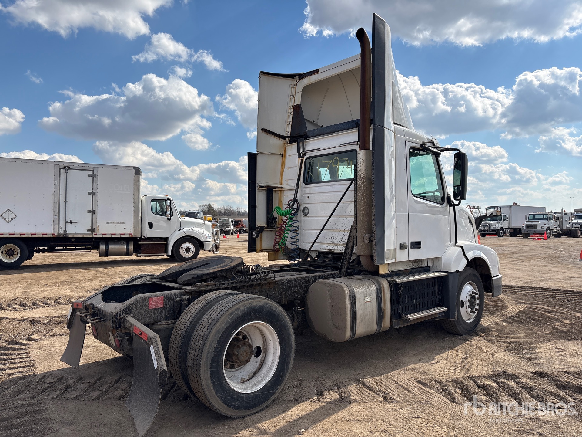 General Appearance with Bild, Ecke hinten rechts