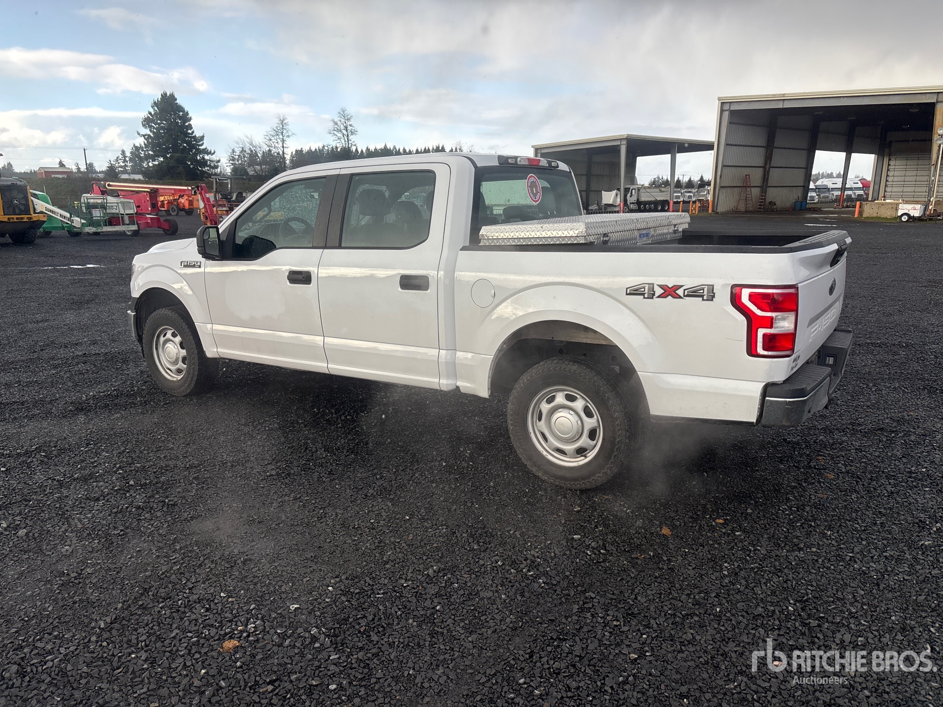 General Appearance with Picture, Left Rear Corner