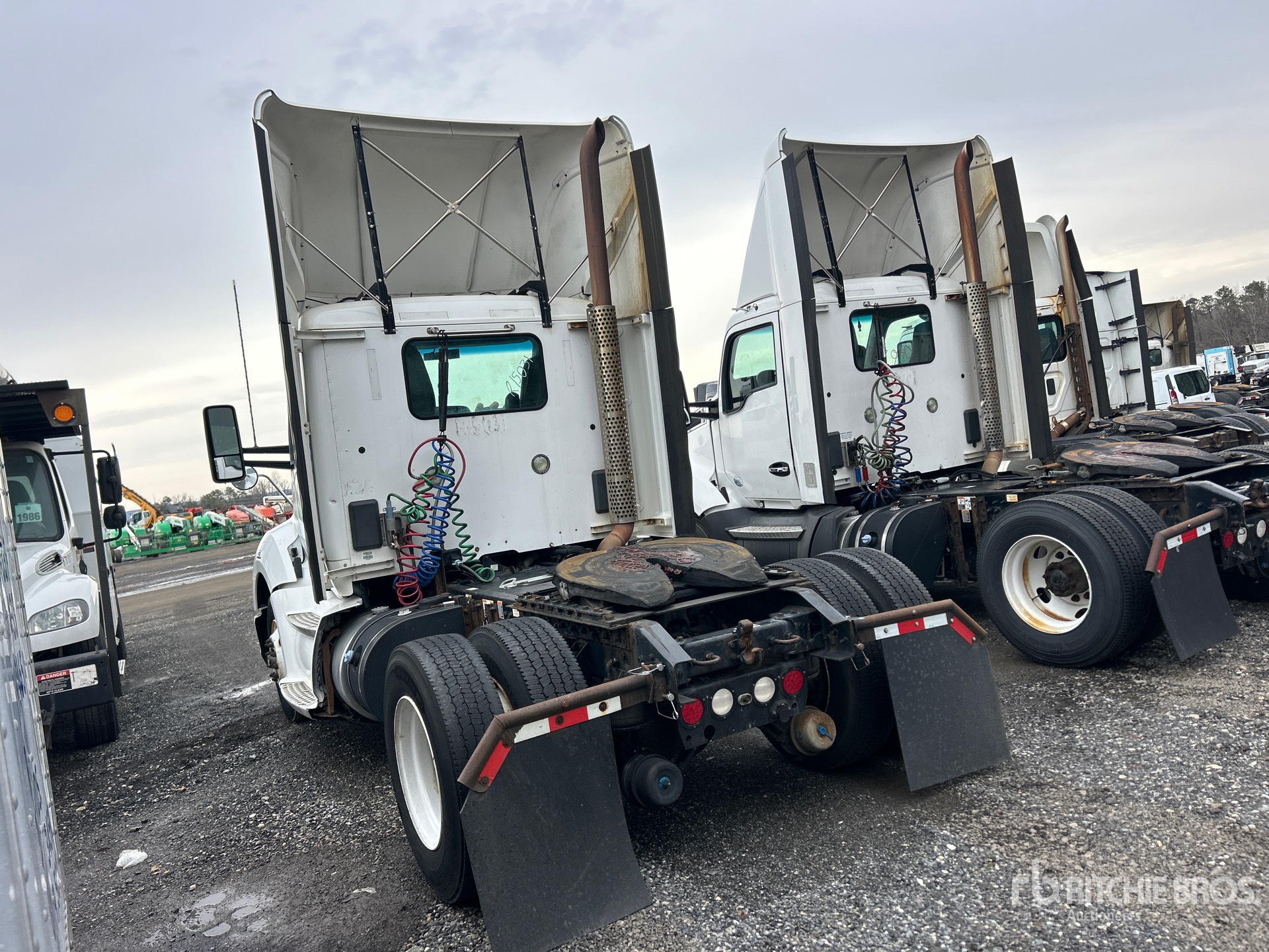 General Appearance with Imagen: esquina trasera izquierda