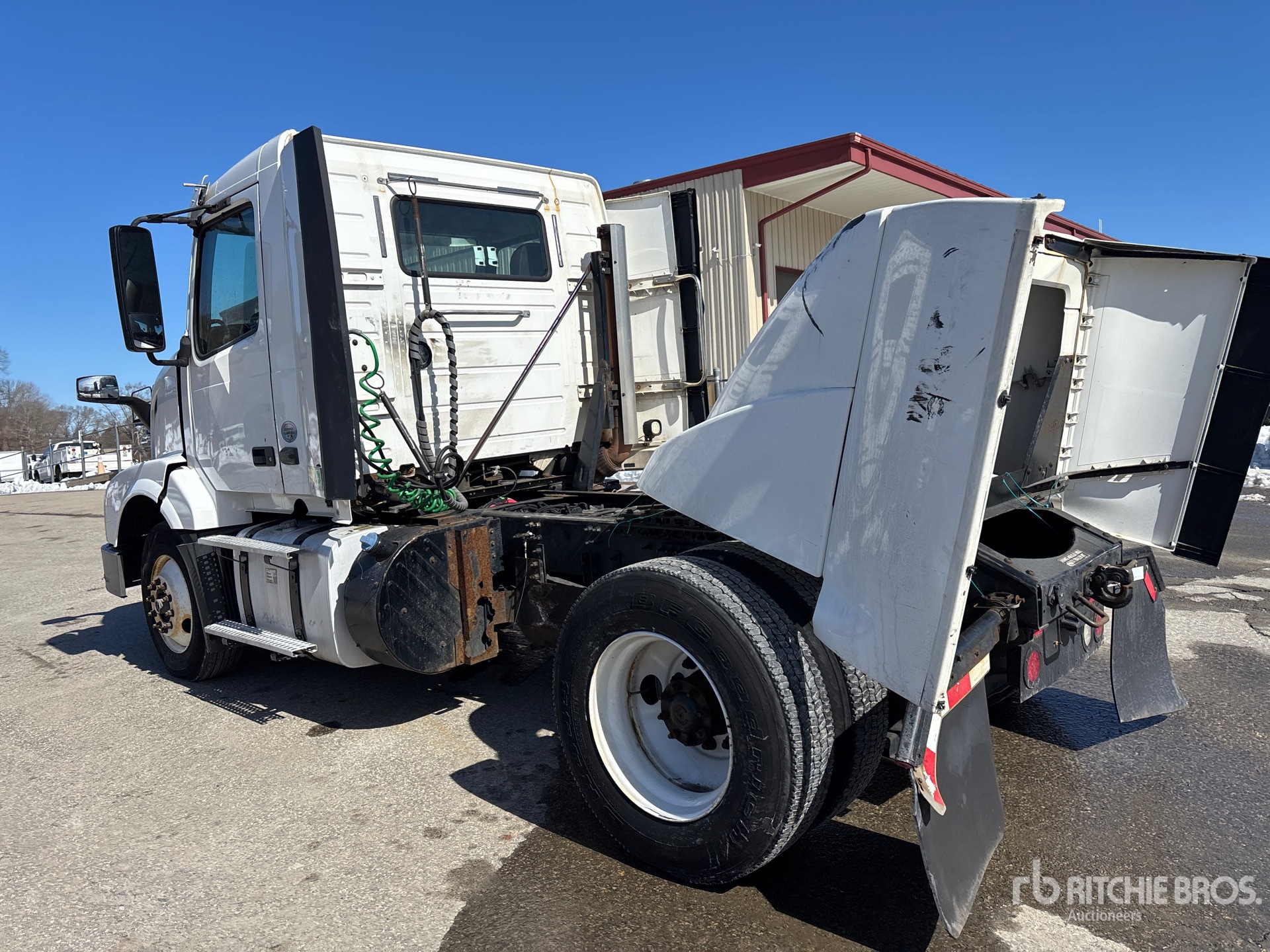 General Appearance with Bild, Ecke hinten links