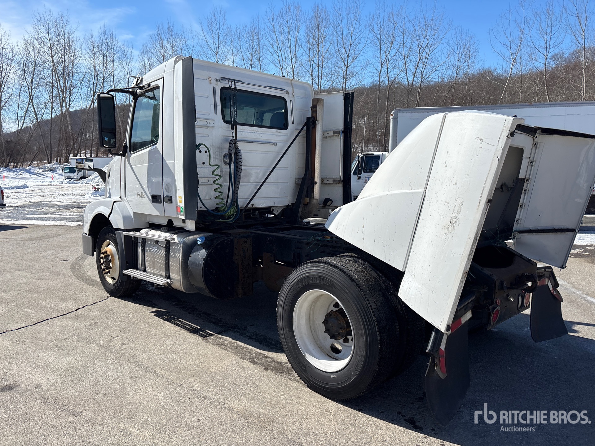 General Appearance with Bild, Ecke hinten links