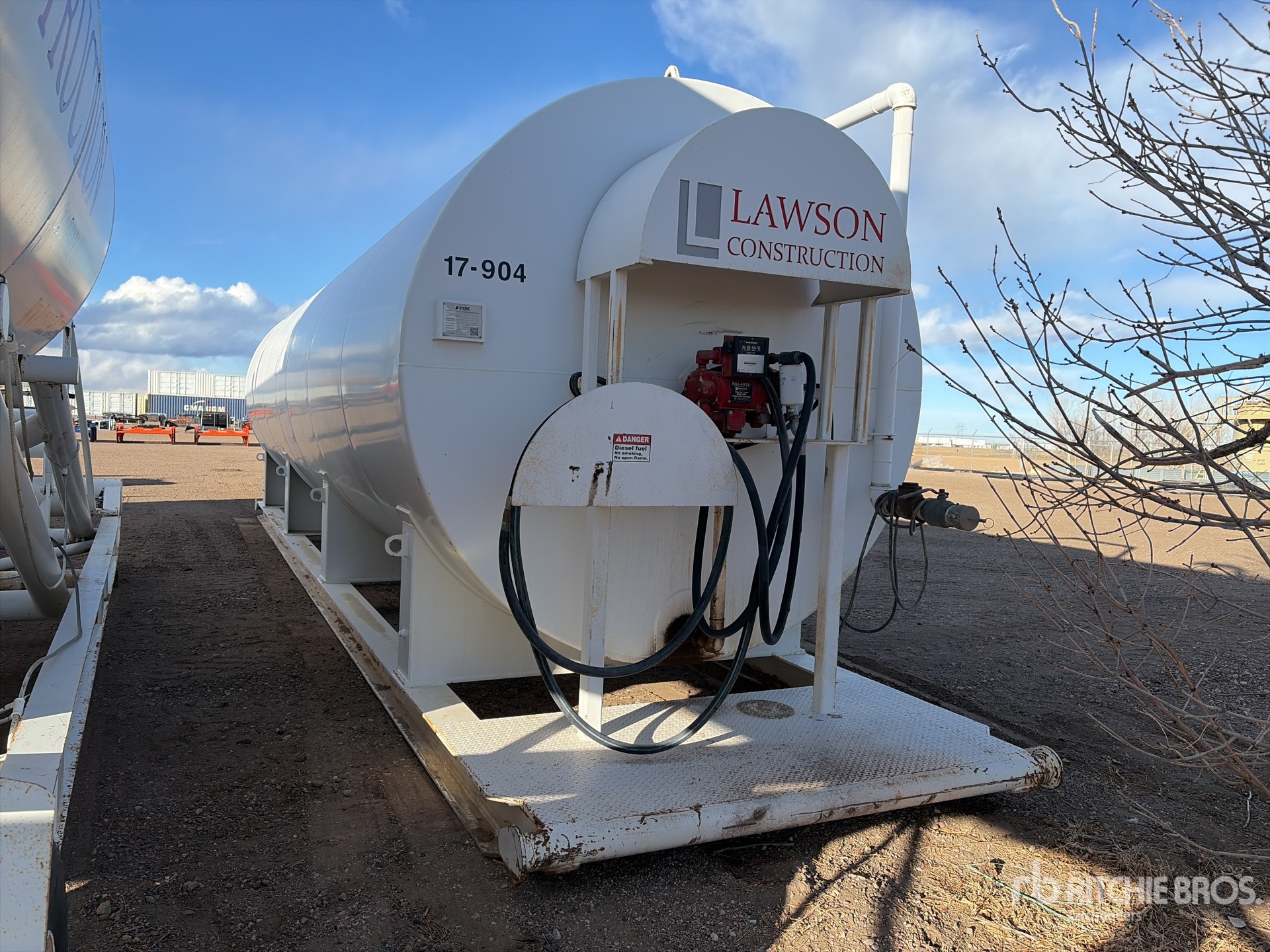 General Appearance with Bild, Ecke hinten links