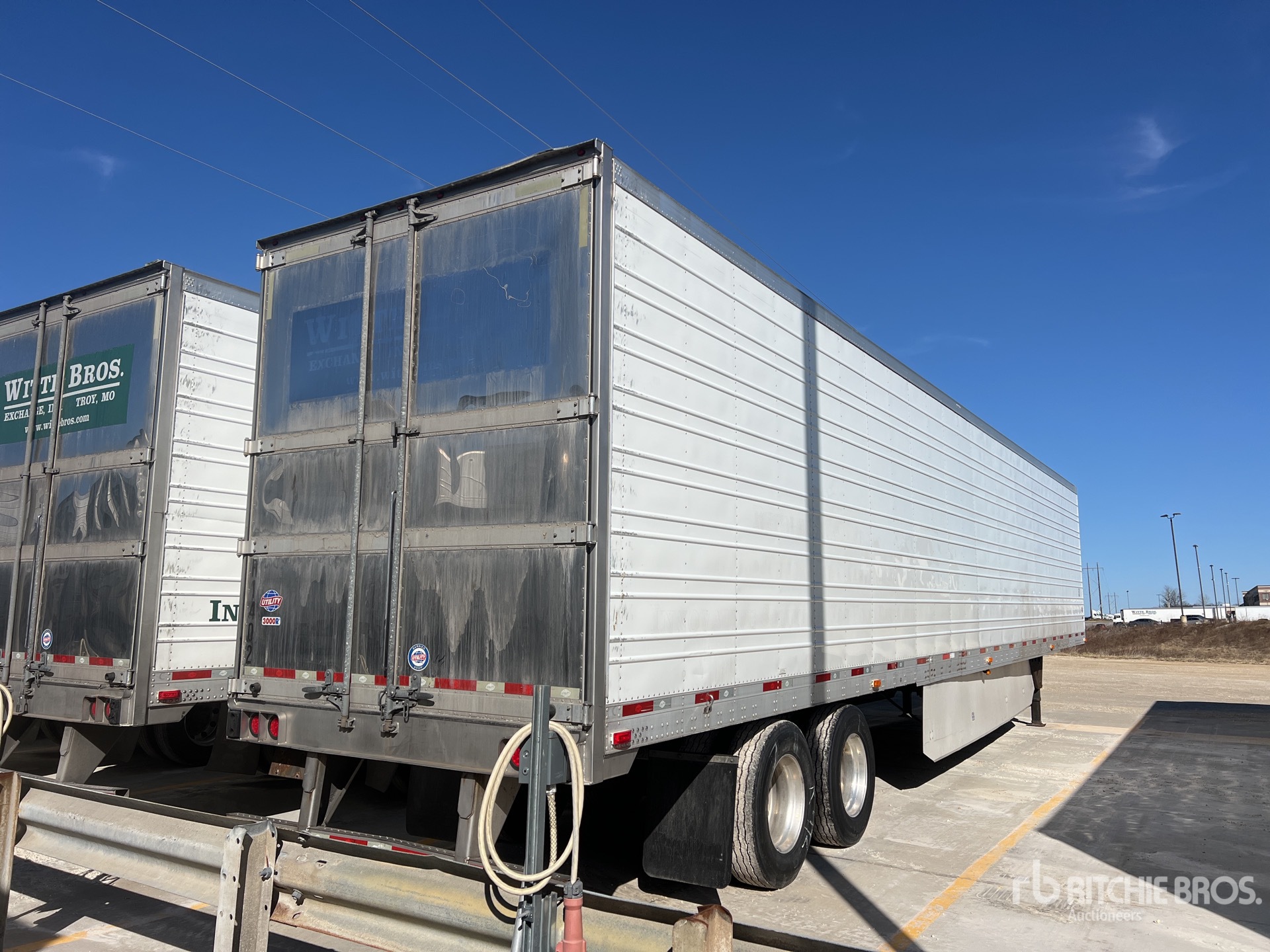 General Appearance with Imagen: esquina trasera derecha