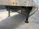 Chassis - Van Trailer with Gatos de rodamientos de apoyo/lengüeta
