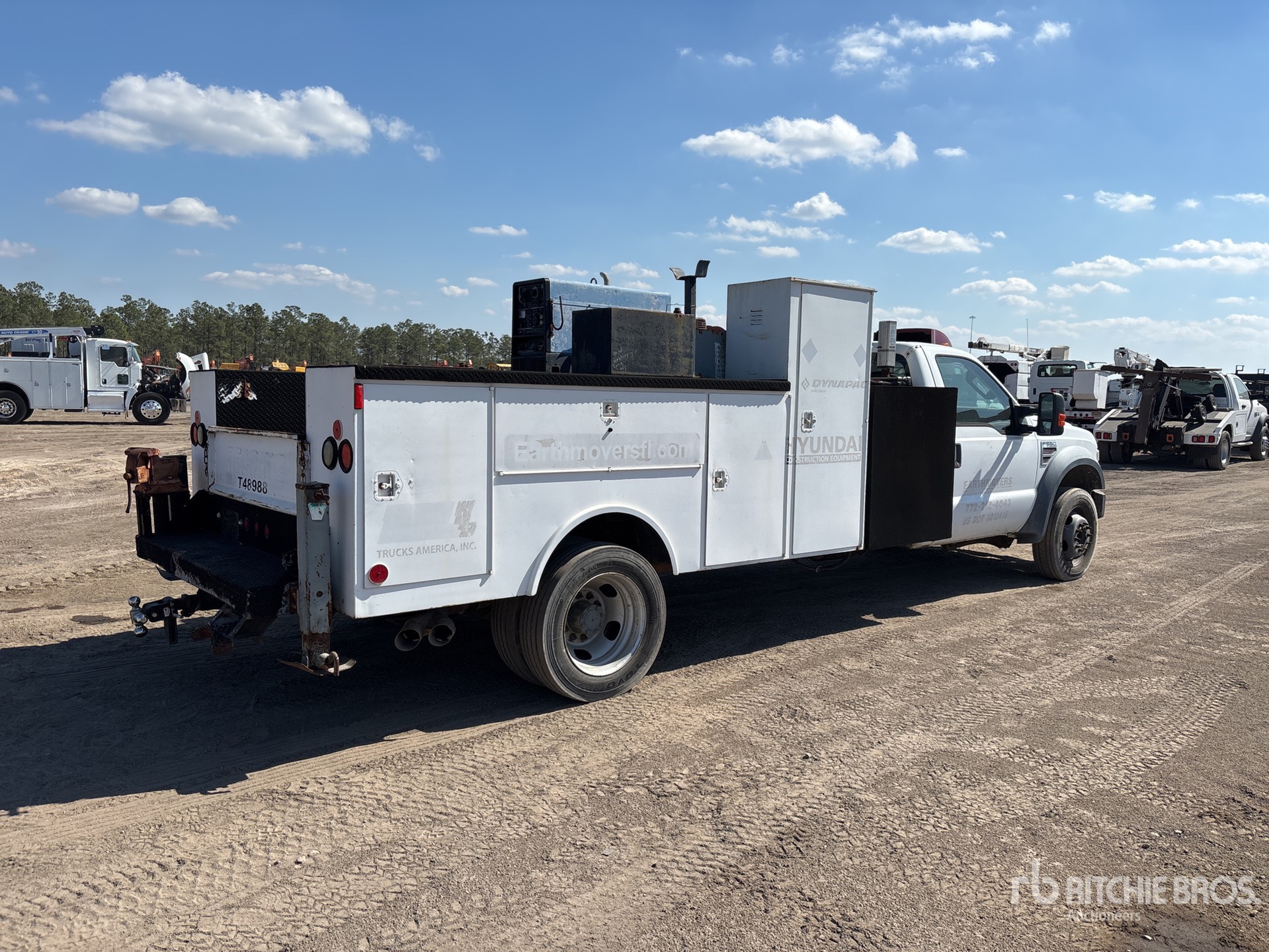 General Appearance with Imagen: esquina trasera derecha