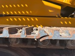 Undercarriage with Left Grouser Height
