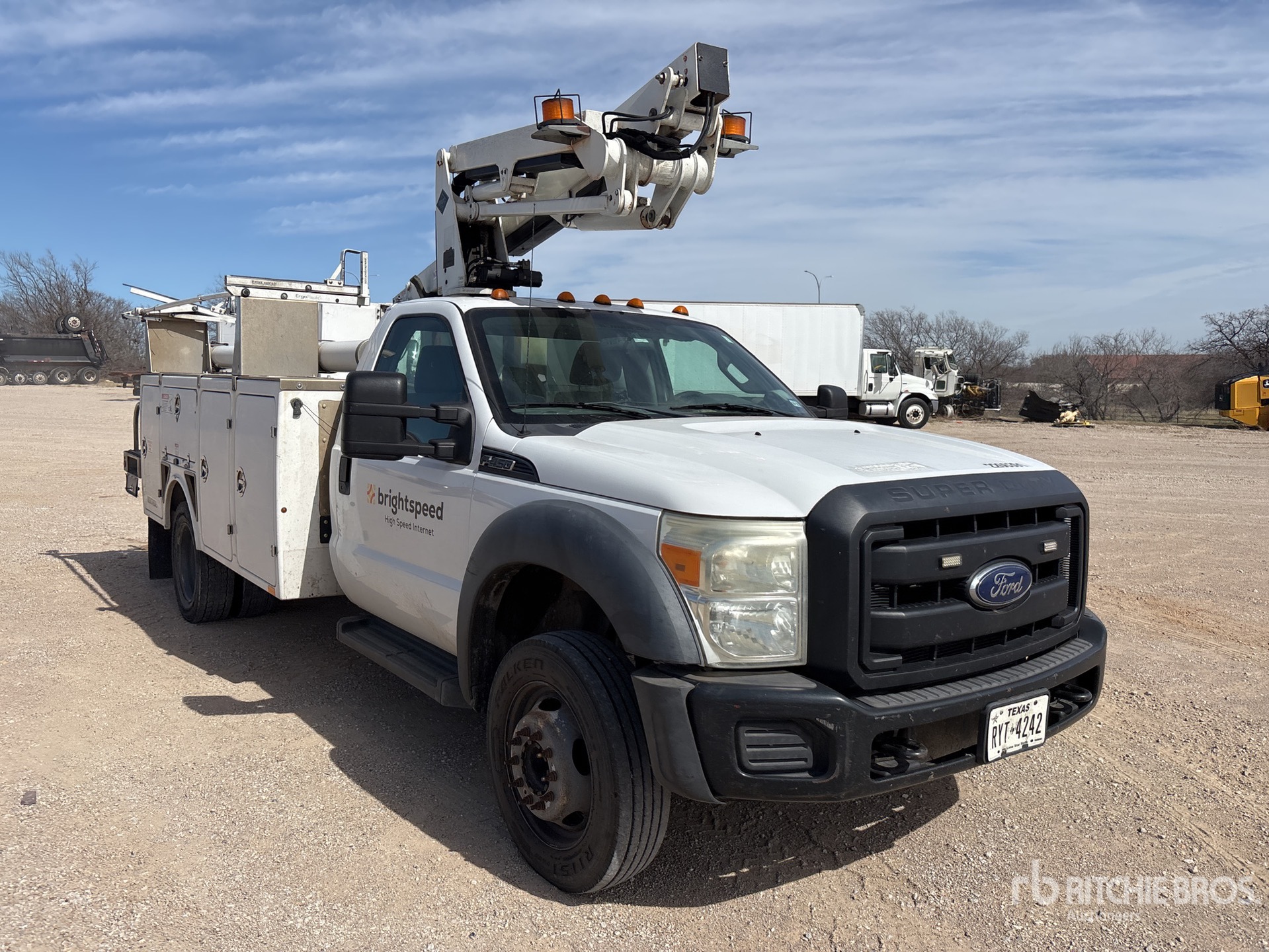 General Appearance with Foto, angolo anteriore destro