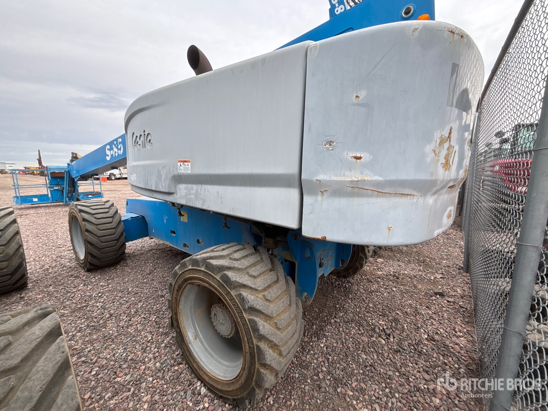 General Appearance with Picture, Left Rear Corner