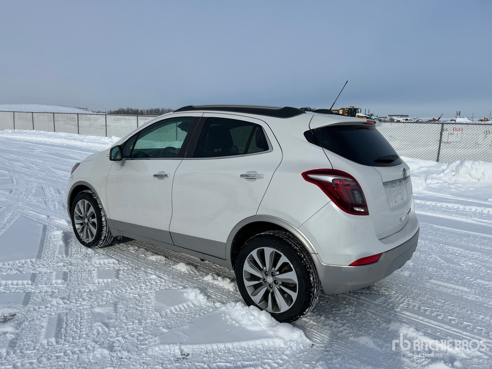 General Appearance with Picture, Left Rear Corner