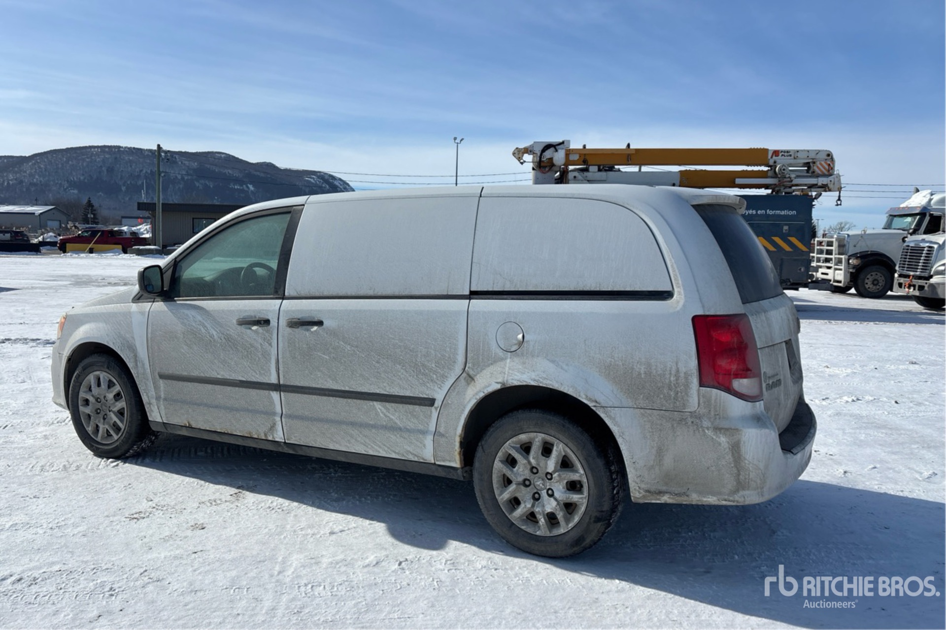 General Appearance with Picture, Left Rear Corner