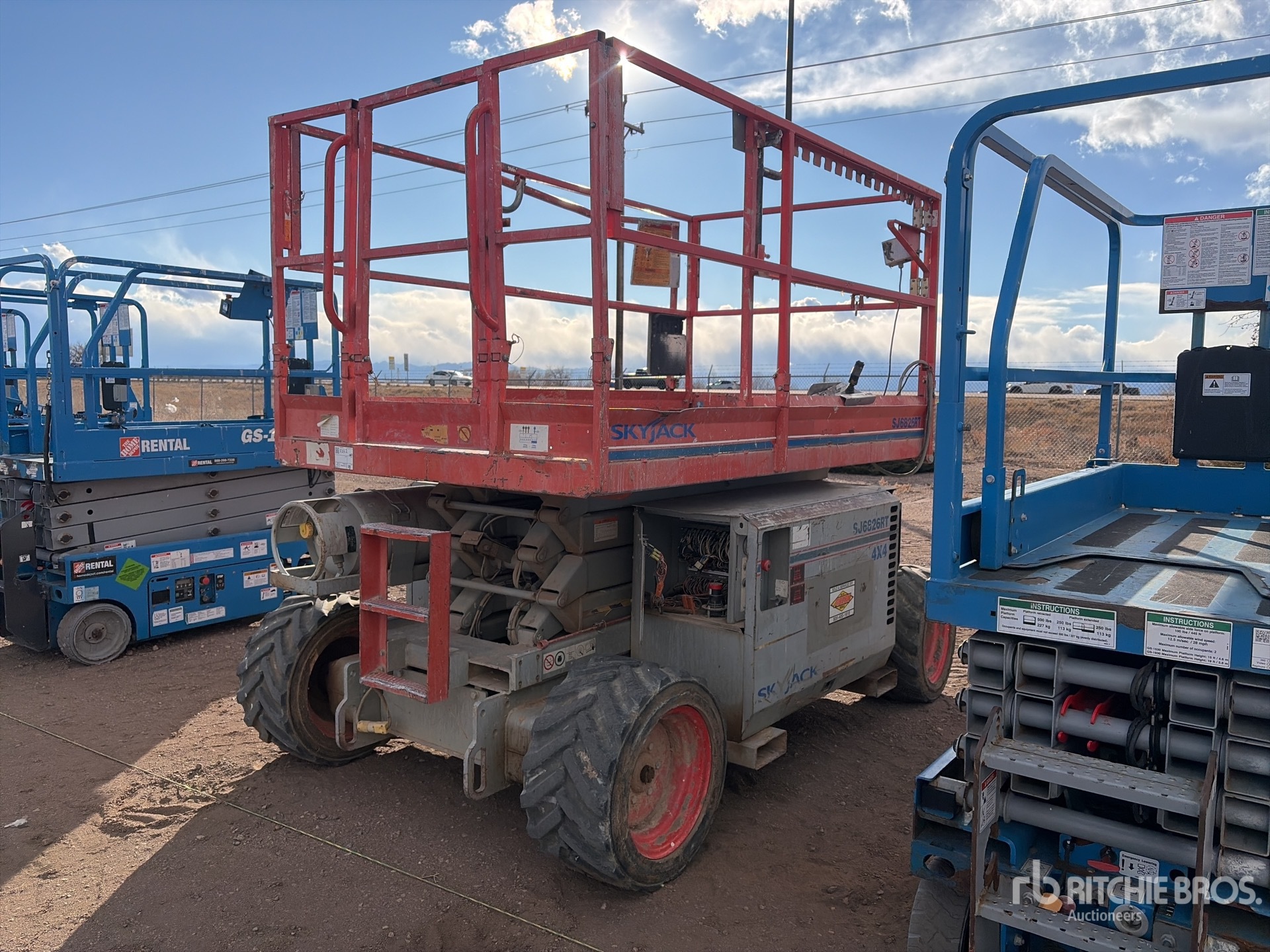 General Appearance with Picture, Right Rear Corner